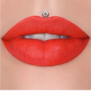 THREE IN STOCK🚨 | JEFFREE STAR COSMETICS
Velour Liquid Lipstick (PRICK)